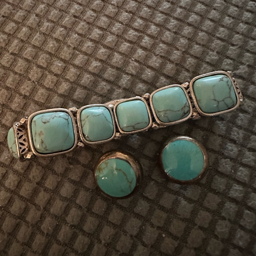 Fossil Turquoise And Silvertone Elastic Bracelet … - image 1